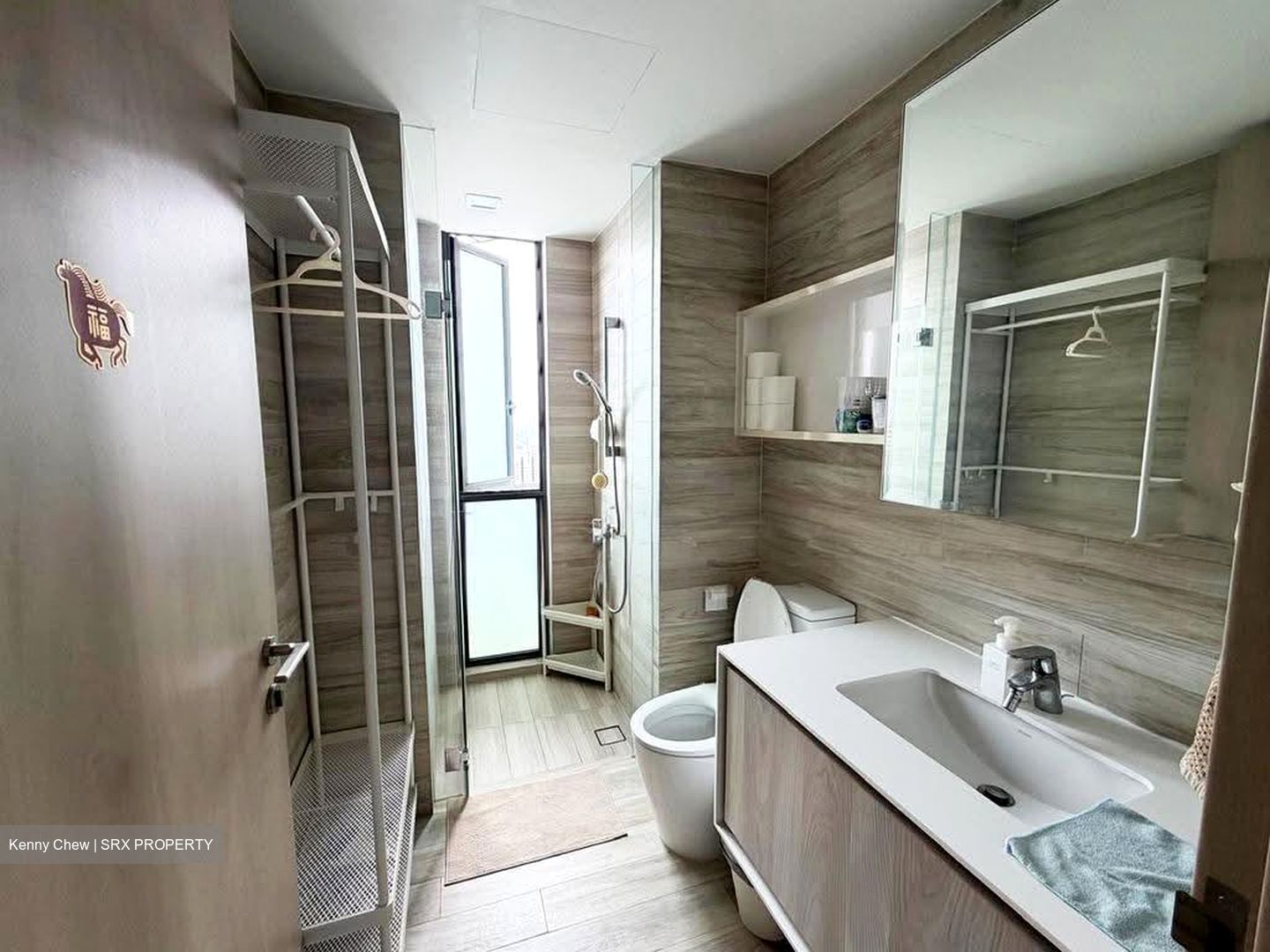 J Gateway (D22), Condominium #639377661